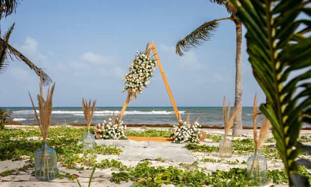 Destination Wedding Cost Calculator Wedding Venue Estimate